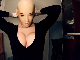 Sheli to Happi! Masking in female mask Happi!