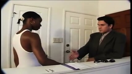 CHOCOLATE GIRL KISSING 2