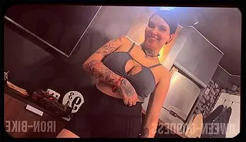 Steamy Encounter: Maid's Secret Desire free porn