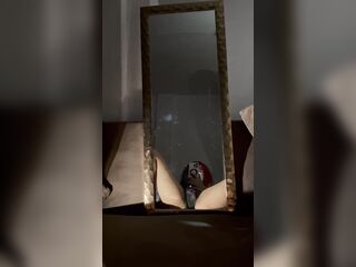large booty emo masturbating