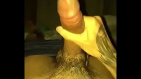novinho pentelhudo gozando