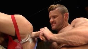 Hole Busters: Muscle feels up to slamming hard