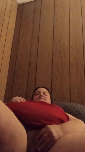 Miss my boyfriend's big cock so have fun with myself