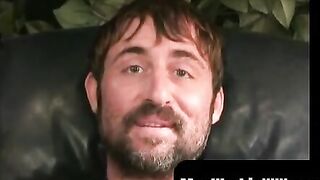 MenWorkinXXX.com - Mature hairy hunk pulls on his throbbing boner and loves every mom