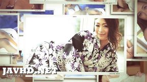 Cunning ladylove's squirt action