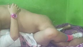 profesor tiene sexo con su alumna favorita por primera vez / parte 2 / chiquicandy / leandrozimmer
