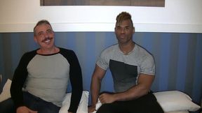 2141 sexy daddy baise bareback par un black muscle tbmj ai adore filme ce ...