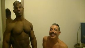2141 sexy daddy baise bareback par un black muscle tbmj ai adore filme ce ...