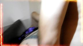 ninfomana muy puta no para de cojerse todo lo que encuentra casi la descubre el marido