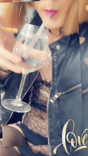 👻SnaPtaChatte &amp; Twitter X [⁴avr&sup2;⁴] VaneSsaBiTCHx exhibited at the Balcon en Policiere et String string string