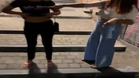 nouvelle video exib en pleine rue avec les copines