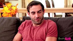 Emily Willis & Sky Pierce Get Stuffed with Stepbro's Dick for Thanksgiving Threesome