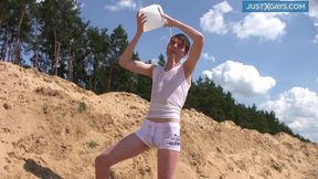 Outside cumshot