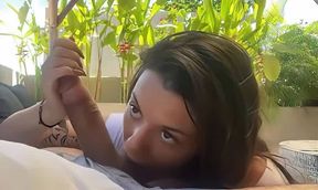 je lui mange sa queue en exterieur