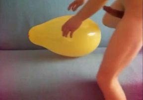 Twink Humps Yellow Balloon to Cum