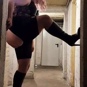 Sissy trys here heels Part 2 and shows how fuckable here butt is