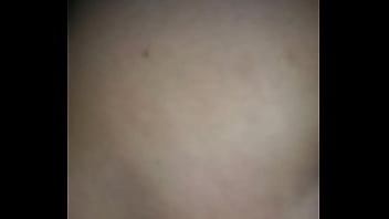 Mi prima se levant&oacute_ para ir al ba&ntilde_o me vio  d. en el sof&aacute_ y me despert&oacute_ para que me la cogiera de rapid&iacute_n 4:02 AM