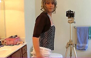 Big Cock Handjob for Crossdresser Samantha