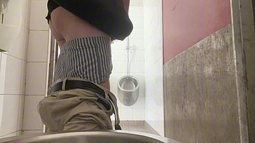Amateur Straight Boy Trying to Get Caught at Public Urinal