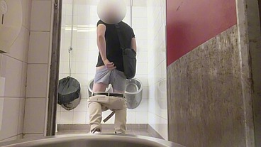 Amateur Straight Boy Trying to Get Caught at Public Urinal