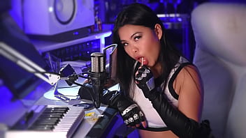 Cindy Starfall Tifa Cosplay ASMR