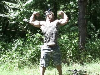 Bodybuilder solo videos