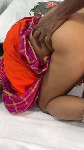 Full Erotic Desi Beautiful Bhabhi Doggystyle Hardcore Sex in Saari
