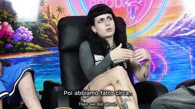 Hairy Pussy Squirts Live Italian Podcast With Tiny Tits