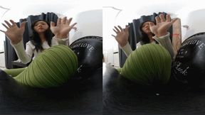 3DVR180 MARTINA shows off her sexy fingers 1