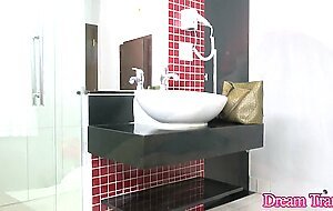 Sexy Tgirl Mariana Rios Cums Like Crazy After Anal Flip Flop