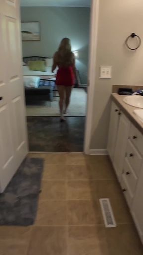 Slutty Homewrecking Realtor Fucks Me to Seal the Deal - 4K