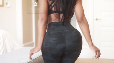 HOT Athleisure and Yoga Pants Try On with Fit Ebony Babe