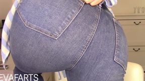 Teachers Fart Sniffer