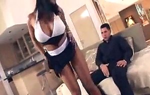 Loona Luxx Gets Her French Pussy Pounded