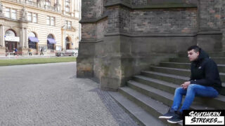 Pipe, masturbation, bareback – vidéo hardcore fétichiste de Joel Vargas et Rico Fatale tatoués, enculés