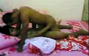 Indon Main Atas Katil Kawan Merakam