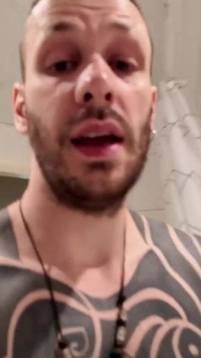 Jerking off to Porn