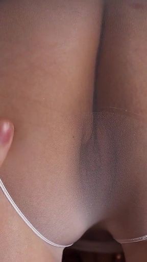 241 My Pussy Looks Insanely Sexy Under Thick Tights, You Play with Me and I Will Masturbate!
