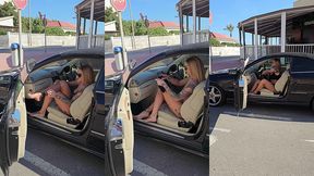 total exhib je me deshabille entierement nue dans la voiture portiere ...