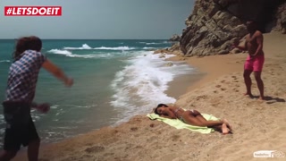 LETSDOEIT - How To Seduce and Fuck Hottest Girl at The Beach
