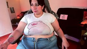 Chubby Coraline Latina gets dildoed on webcam