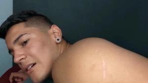 Iomacho: Diablo jerks off
