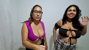 Hice un trio con una embarazada y una madura venezolana