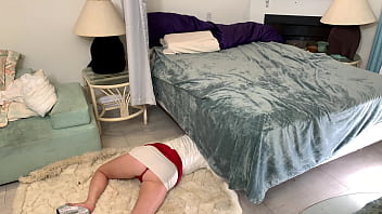 Stepmom gets fucked while stuck under the bed - Erin Electra