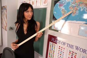 Diana Prince fucking in the classroom with her high heels