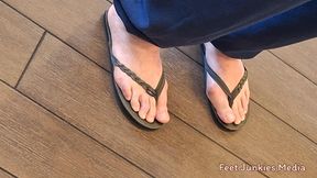 All Natural Becky Mature Feet N Nude Toes