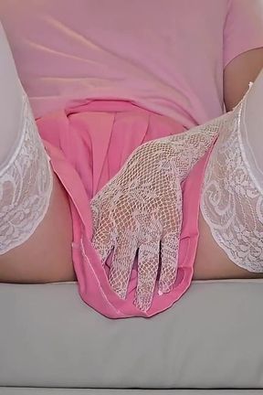 Sissy Kanisa Wearing Pinky Chastity Cage