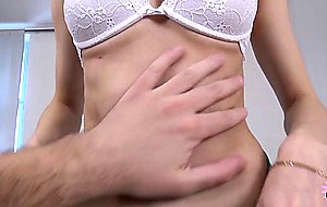 H3avyonhotti3s young sweet crystal has an easy fuck for her