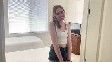 Prank Gone Wrong as His Dick Slid In Pussy By Mistake With Stepsis For A Funny Sex Cumshot
