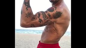 BICEP FLEXING